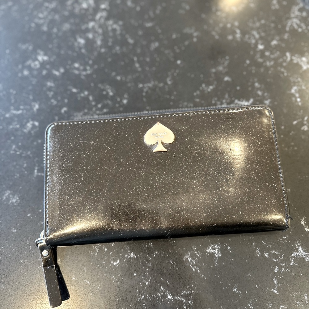Kate Spade Sparkly Wallet! ✨ ♠️